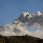 L’Equateur lance une alerte suite au réveil d’un volcan